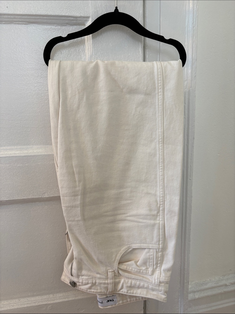 Aritzia TNA Off-White Denim Jeans